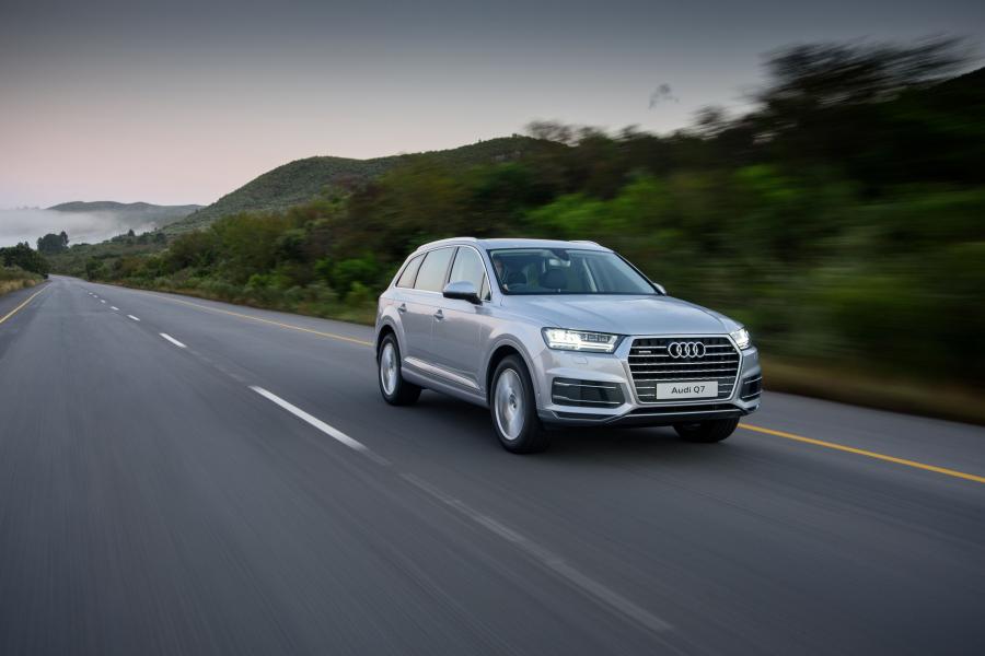  Audi Q7 TDI Quattro (4M) 2015 года  (ZA) (фото 5 из 20)